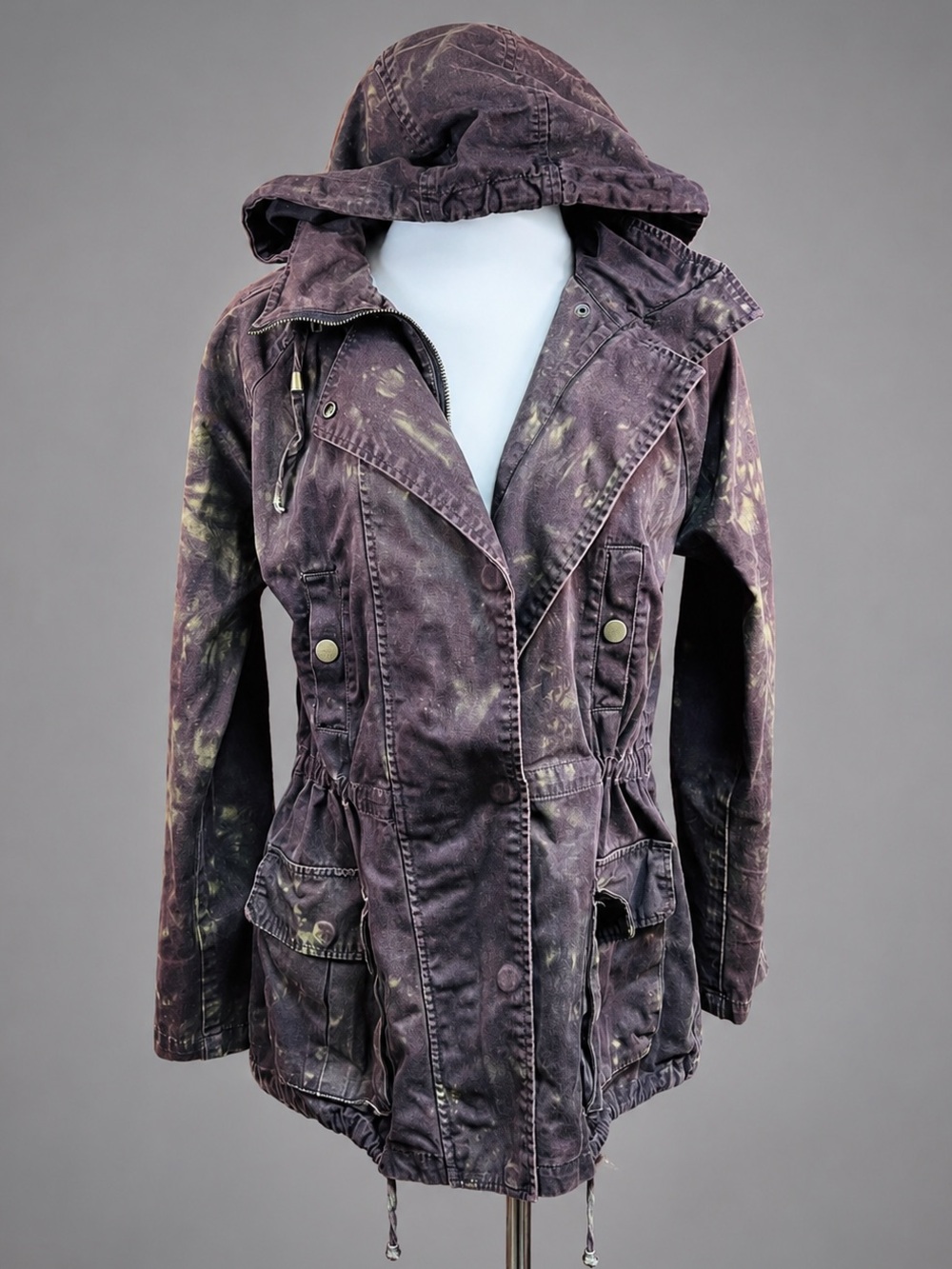 Willow and Clay brown tie-dye, hooded, cinch tie, cargo jacket